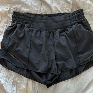 Lululemon high-rise Hotty-Hot 2.5” shorts